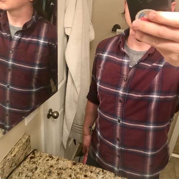 Gap (M) long sleeve button down collared shirt - Picture 2 of 3